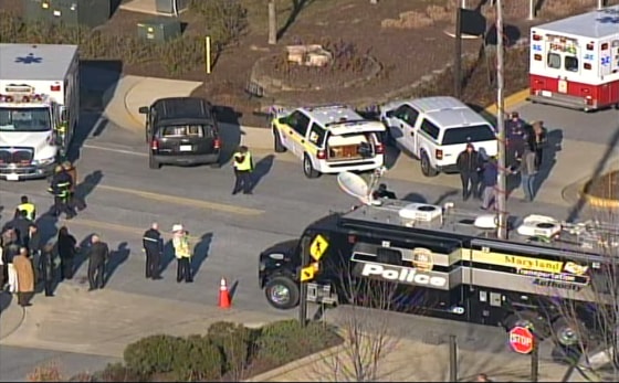 Image: Emergency personel outside government building